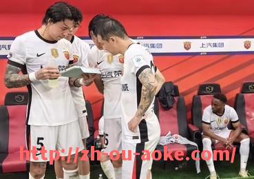 澳客足彩-法甲球员多样化进攻风格及体育竞技战术解析