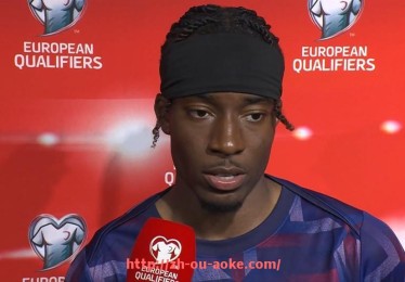 澳客足彩-黑色风暴席卷CBA足球设计 引领极简美学革命潮流