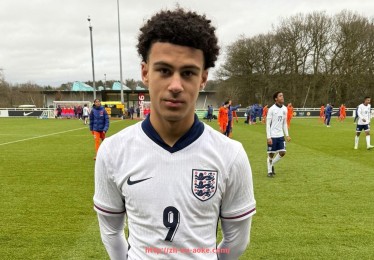 澳客足彩-世俱杯焦点战复盘：关键战术与精彩瞬间详细解读